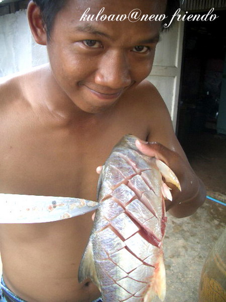 เอาไม้บรรทัดวัดมะ เท่ากันเป๊ะ  :laughing: