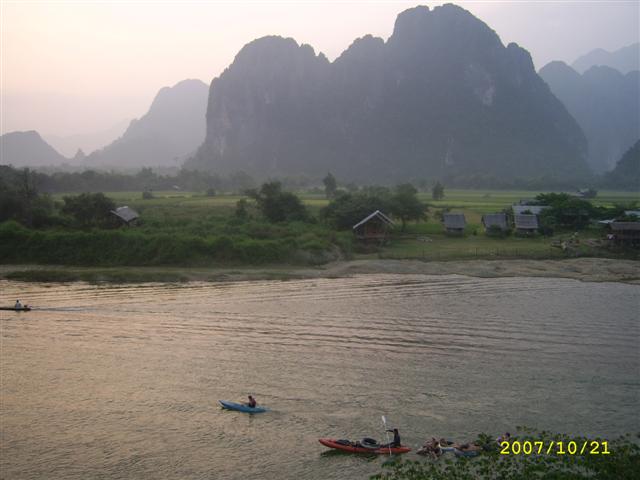 อยากถ่ายรูปเก็บไว้สักร้อยรูป 