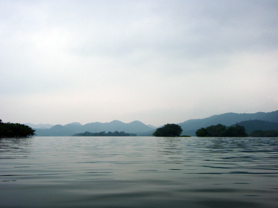 ดีครับ น้ารง..น้านายนู๋
 :smile: :smile:
-----------------