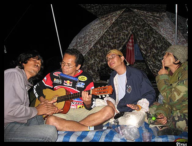 พี่สหายพันตาผู้จะพาส้นติงชาวบ้านม