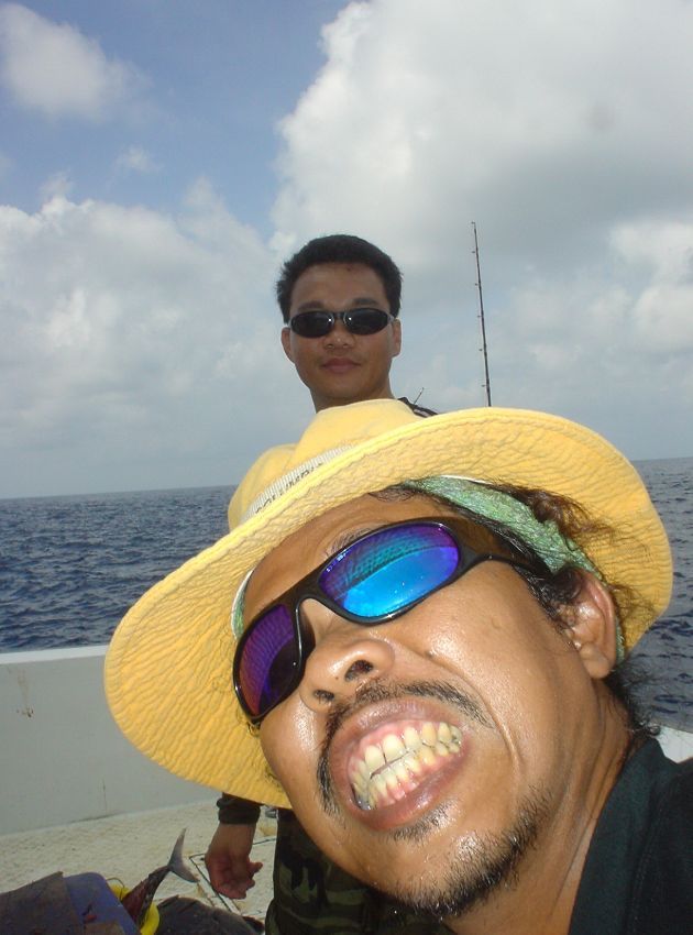 

               โปรหมึกเรา..................รอขำพี่โท   แ