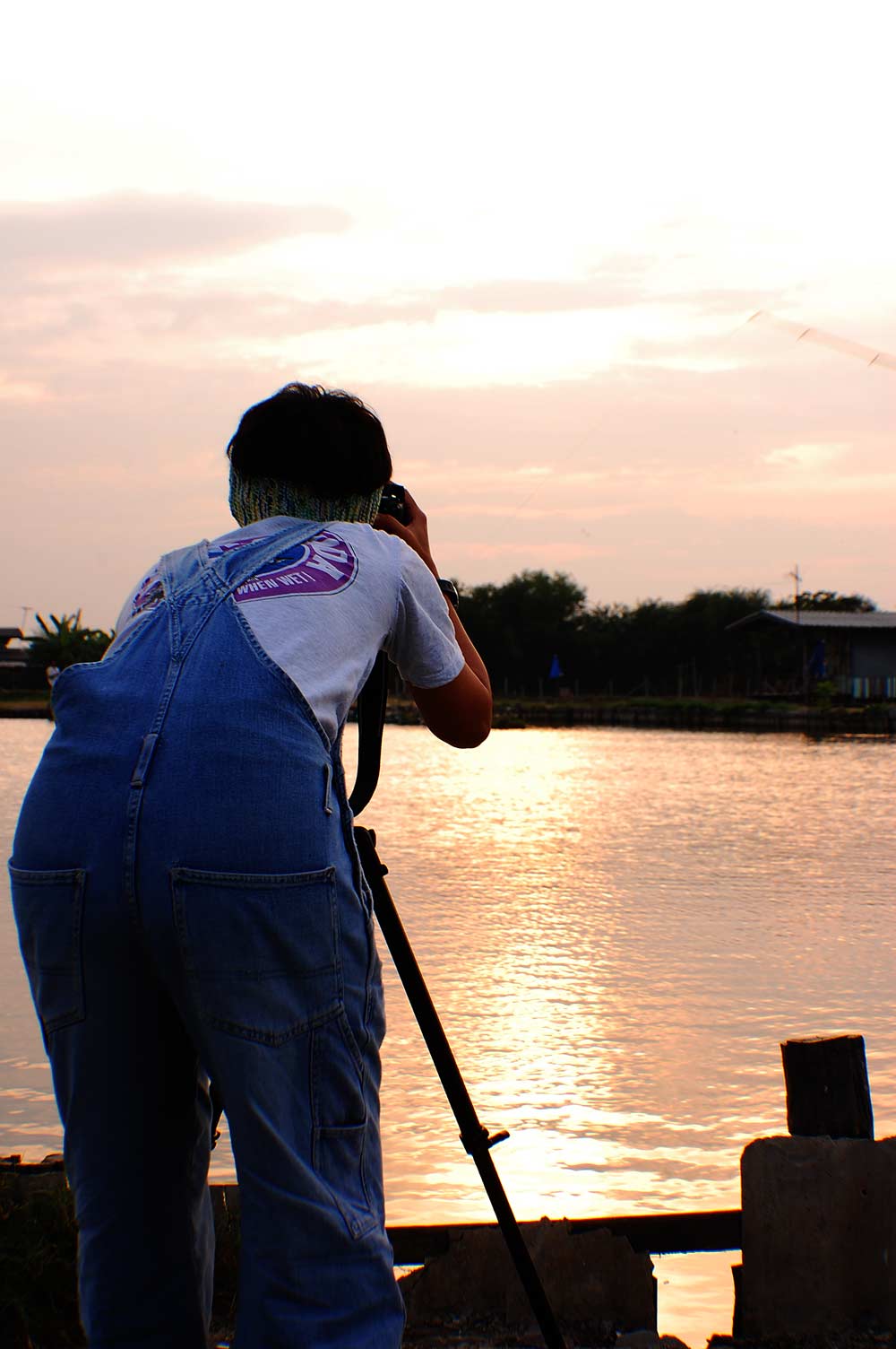 โอยรูปด้านบนก่อนรูปนี้ ถ่ายได้น่าเขกหัวตัวเองมากไม่ใช้ขาฯก็งี้



ป้าหมวยเล่งแนวเพื่อเตรียมส่อง 