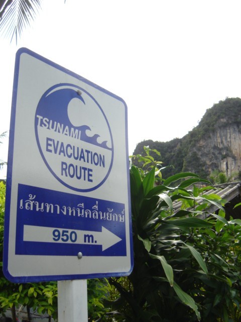 ดีคร๊าบบ น้าTonliu ,น้านายสปิ๋ว
.......................