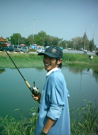 มาดูกันต่อครับ แหมน้าลูล่อซะหมดแม๊ก :laughing:ไปไม่เป็นเลยผม :laughing: :laughing:
มาดูหน้าของน้านิ