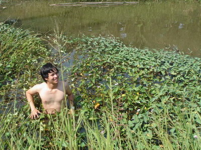 แตะขอบสระคร๊าบบ... :cheer: :cheer: :cheer: :grin: