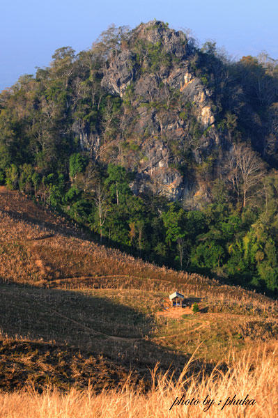 กระท้อมในอ้อมกอดของขุนเขา อีกซะภาพ