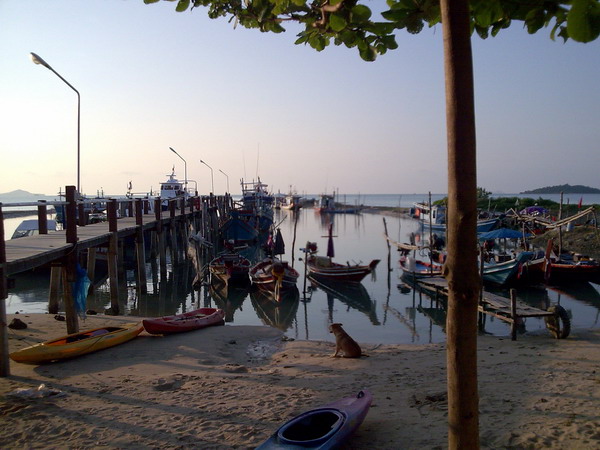 ท่าจอดเรือก่อนที่จะออกเดินทาง