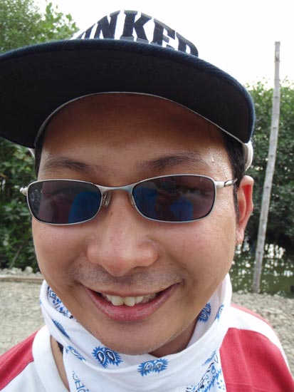 ***แต่ผมรอดตัวนะคร้าบบบบบบ.......  ***
รับทราบค๊าบ น้าตุ๊ก ๆ พี่อ๊อดโทรมาบอกแล้ว ว่าเจอน้าตุ๊กๆ
แต