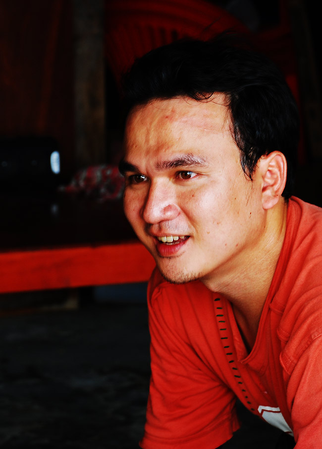 ผมจับกล้องน้อยมากครับเลยแอบ พรอตเทรด สะทีครับ  :grin: