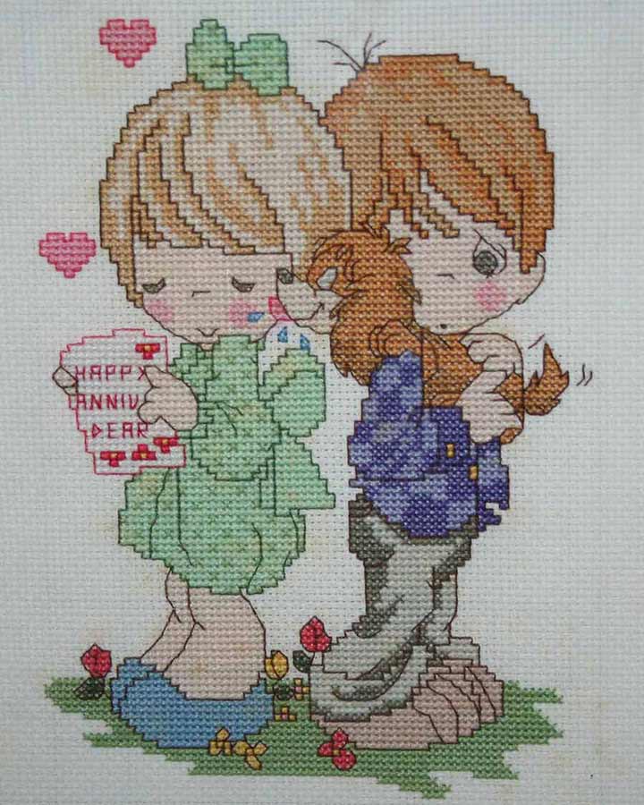 ภาพปักครอสติ๊สชิ้นนี้ มี 1 เดียวในโลกนะคะ

เพราะว่า ม่อนปักเองทุกเส้นด้ายค่ะ   ... แหะๆ

ราคาอาจ