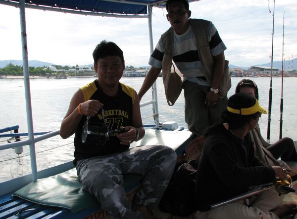 ทำการประกอบอาวุธ ด้วยความเร็ว แข่งกับเวลาครับ
