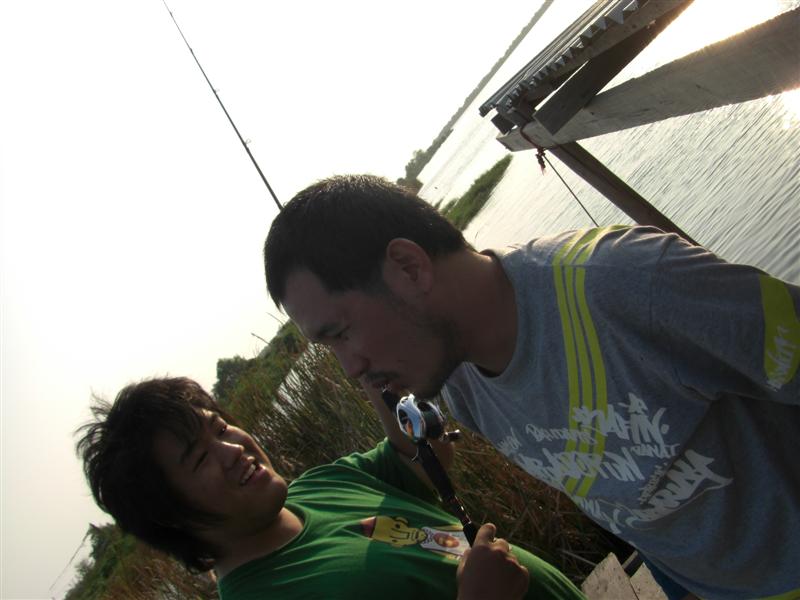 ภาพนี้ดูคำบรรยายจากสีหน้า  :laughing: :laughing: