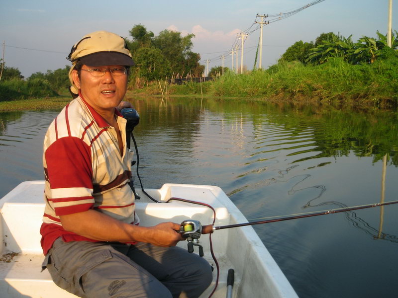 น้าวัน: หมายหน้าตีทั้งนั้นแต่ไม่มีตัวชาร์จเลยหว่าต้อง

 :smile: :smile: :smile: