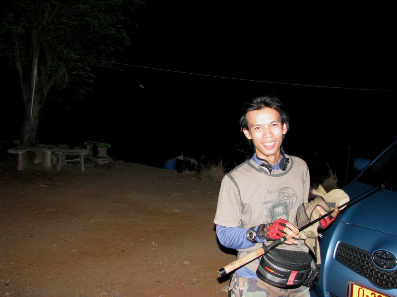 ก้อคงต้องขอลากันด้วยภาพ  [b]ONE MAN SHOW[/b] ตาย