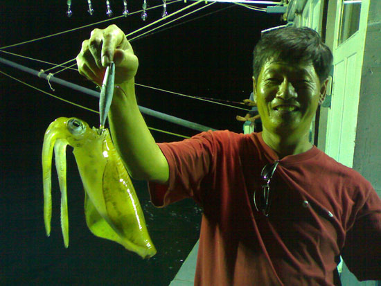 โฉมหน้าคนตกครับ   โต้โผใหญ่ในการออกทริปนี้ครับ :grin: