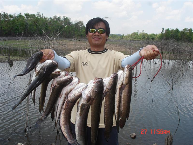 พี่ต้นขอก่อน.... :love: :love: :love: