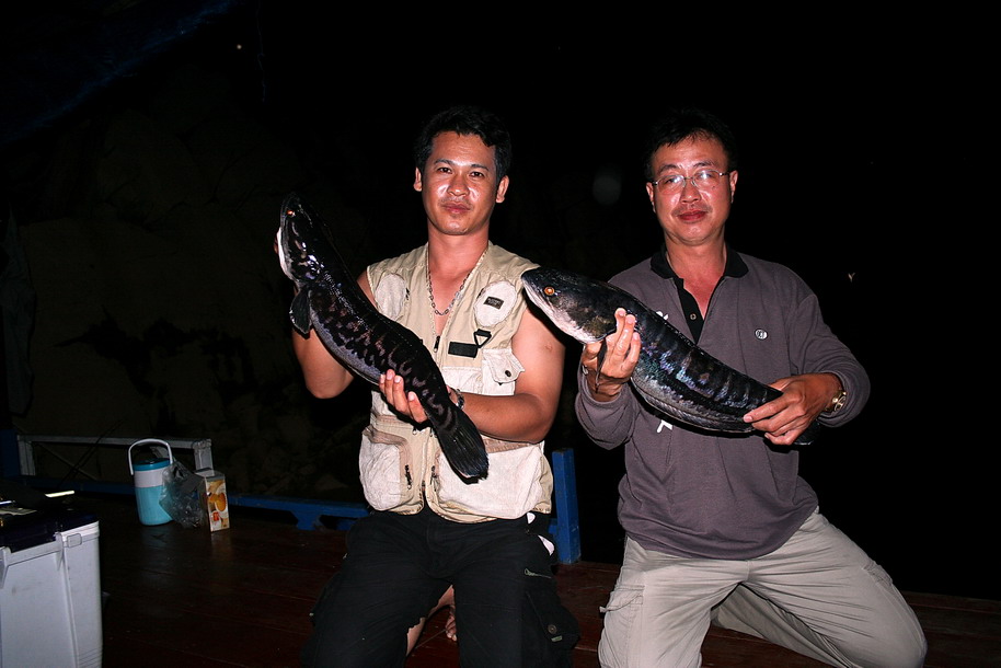 พี่แว่นนครปฐมกับคุณวี