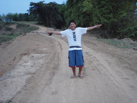 สวัสดีค๊าบ น้าคิด..
 :smile: :smile:
---------------------------------------------------
ลากันไปด