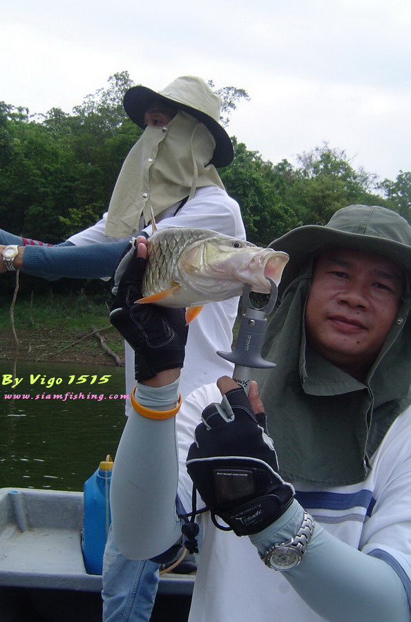 ทุกคนลุ้นครับว่าอยากให้ผมได้ก่อนเ