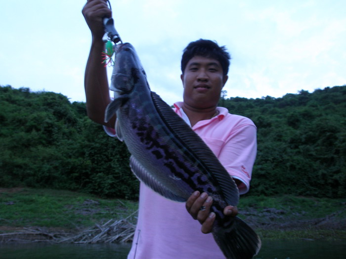 หล่อไปเลยเพื่อนเรา :cool: :cool:
