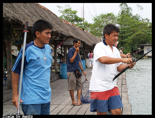เพื่อนบ้านทางซ้ายมือบ้างจิ :grin: