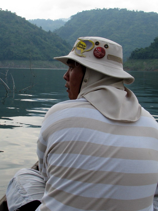 ก้อเรียกกันได้ว่าเเป็นหมายสุดท้ายก่อนจะ"ช่วยกันพายเรือกลับ" แถม
พลางมองดูเมฆฝนแล้วใกล้เข้ามา ไม่น่า