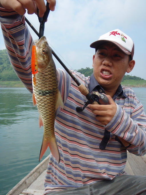 *****ป๊อป...ตูม น่าหนุกหนานเน๊อะ...*****

รอวันได้ไปลอยเรือป๊อบ ๆ ๆก๊ะน้าไพรัช ชักทีอ้ะครับ 
:smi