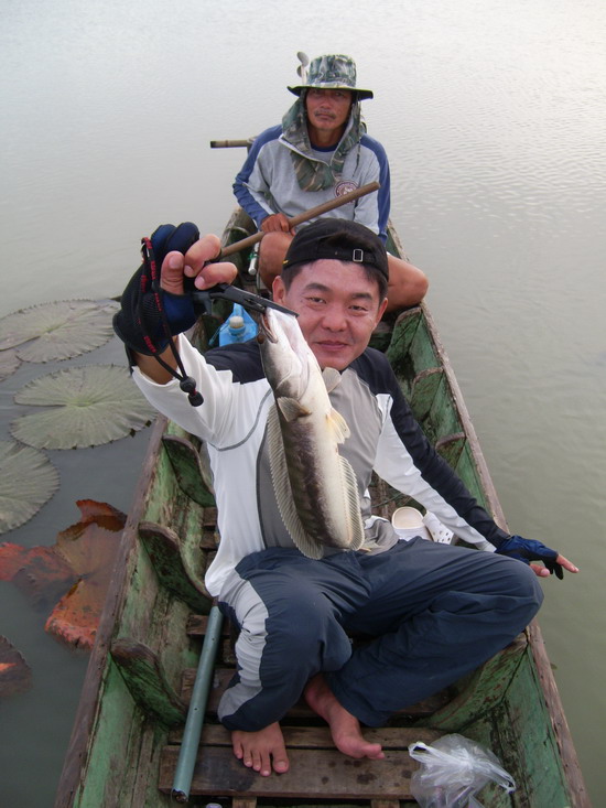 ทริปนี้ไม่ค่อยมีภาพถ่าย...ต่างคนต่า