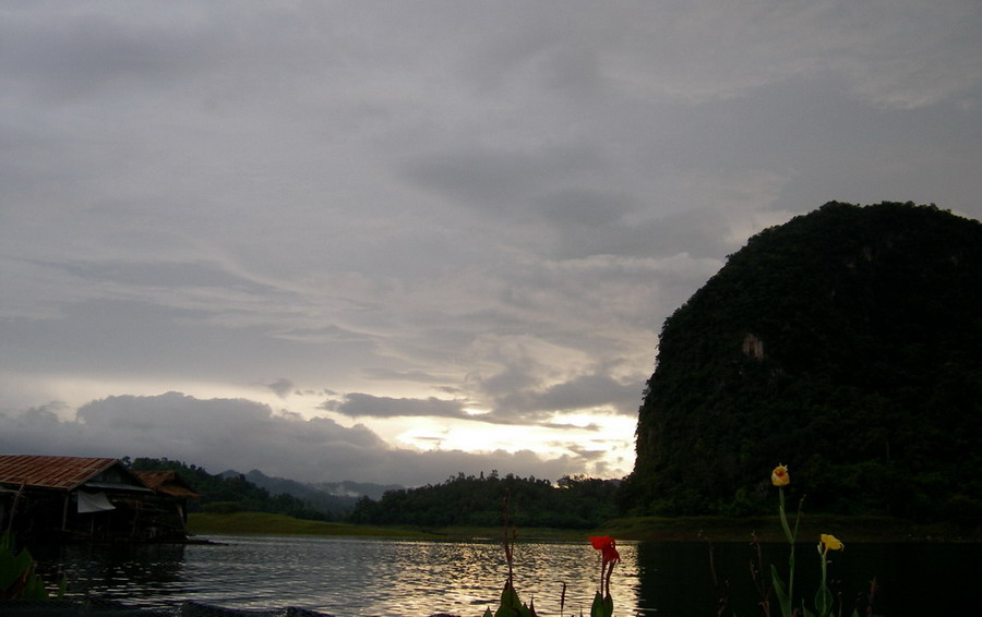 ภาพสุดท้าย

สุดท้ายละครับใครมีโอกา