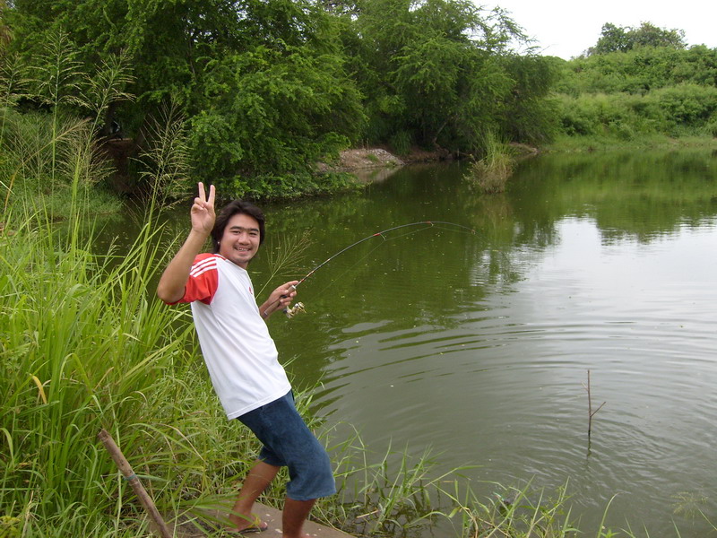  :ohh: :ohh:....หันไปหันมา อ้าวววววว.....น้า แม็