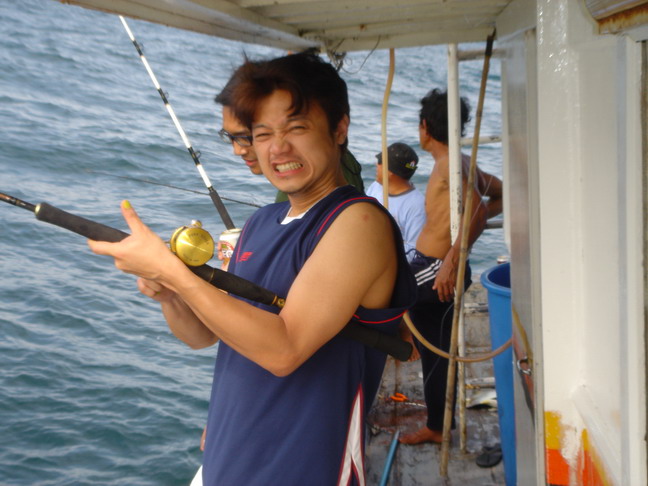 ตื่นมาก็อัดเลยครับ ดูท่าจะไม่ไหว :grin