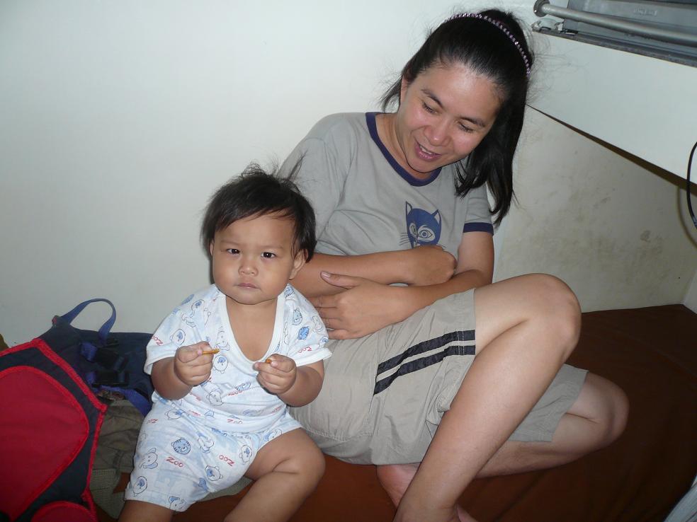 นี่แฟนน้าน้อยกับน้องเอสลูกชายน้าน้อย  น้องเอสเก่งมากๆไม่เมาเรือเลยน่ารักจิงๆ

 :ohh: :ohh: :ohh: :