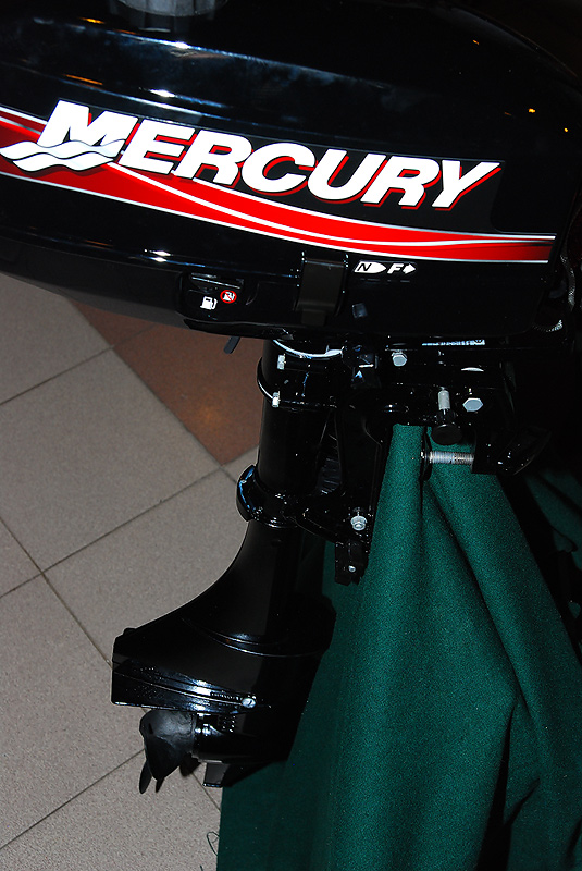  :grin:mercury สปอนเฃอร์ใหญ่ มีของมาแจกด้วยครับ น่าลุ้น  :laughing: :laughing: