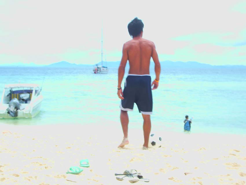 แดด.......ร้อน.....ร้อน        :cool: