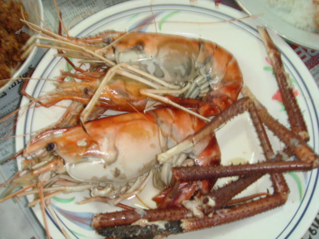 กุ้งเผาคร๊าบ.

 :umh: :umh: :umh: