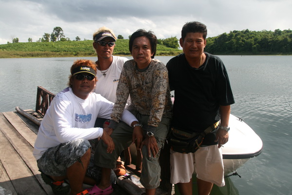 ภาพนี้แทนคำนับ(ทั้งเพื่อนและพี่ที่แสนดีและเข้าใจ) :grin: