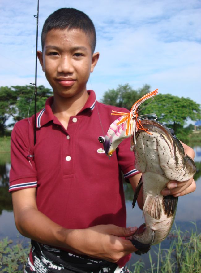 โดนผิวน้ำกระตุ้นอารมณ์จ้า :laughing: :laughing:

