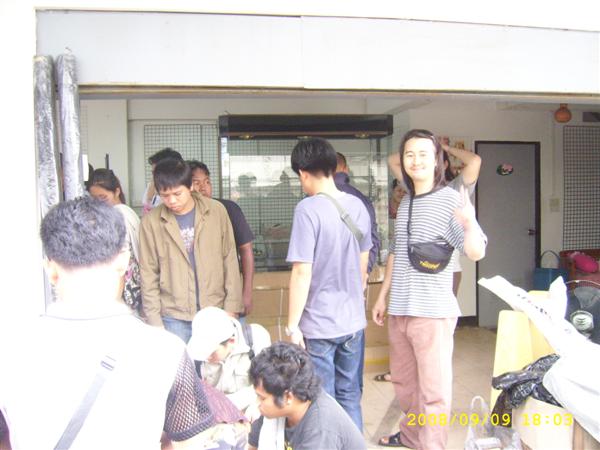 ขอบคุณน้ำใจเพื้อนๆที่เข้ามาช้วยคร