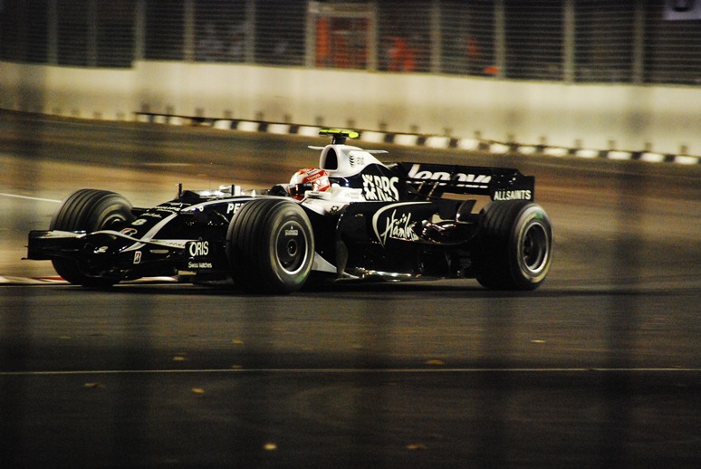 โค้ง T5  Kazuki Nakajima คนเอเชียคนเดียวในสนามแข่ง
