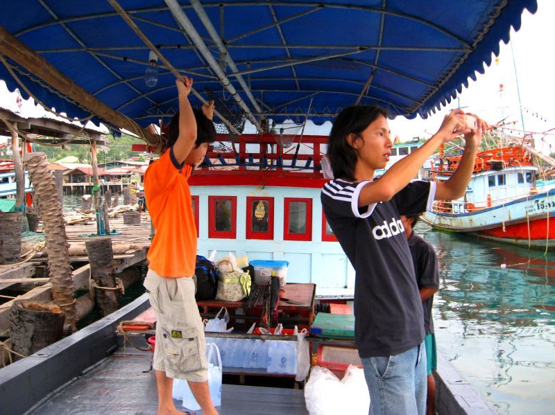 มาถึงเรือ น้า เดย์เก็บภาพบรรยากาศ :grin: