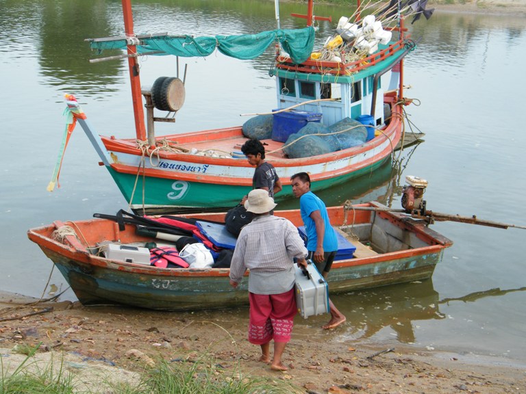 ลูกเรือ  ทำงาน :sleeping: :sleeping: