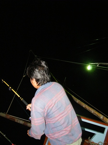 สงสัยจะโดนแล้ว   :sad: :sad: :sad: :sad:
