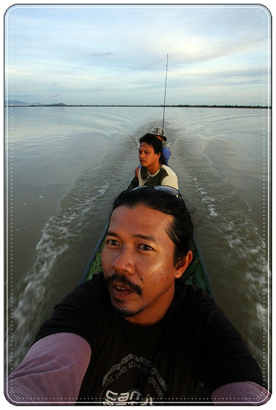 เหมือนเก็บกด :cheer: :cheer: