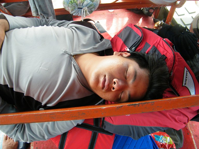 น้องบิ๊กเจอ  14 กก ลมกินเลยคับ  แสดงว่าไม่ฟิดคับ :sleeping: :sleeping: :sleeping: :sleeping: :sleepi