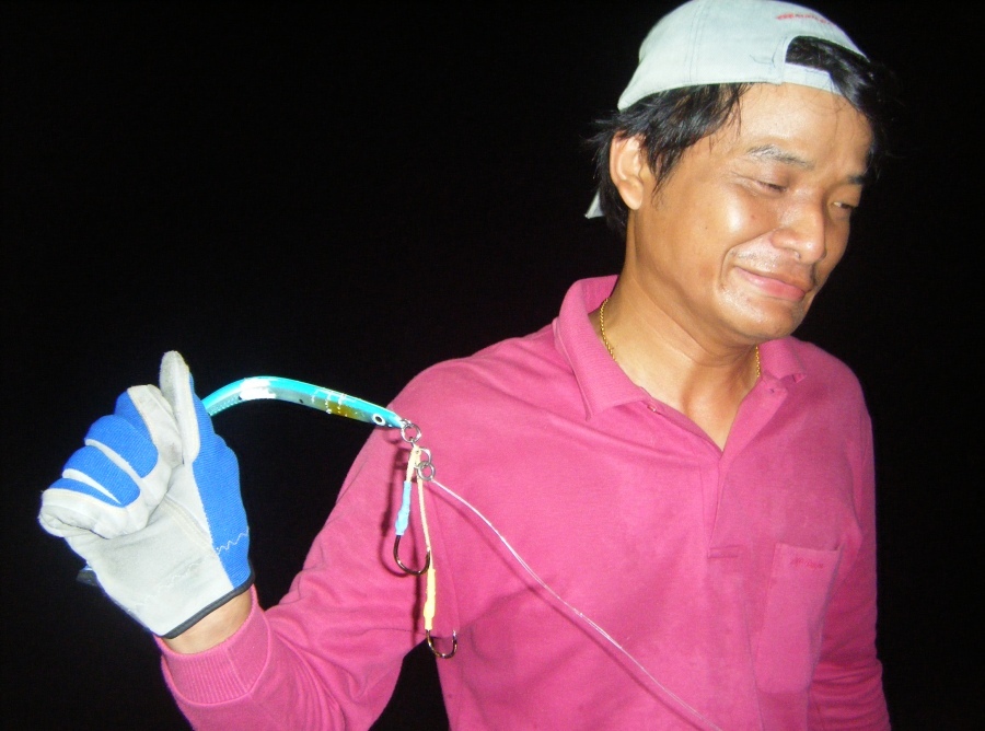 ผู้พ่ายแพ้ :laughing: :laughing: :laughing: :laughing:
เหยื่อหั