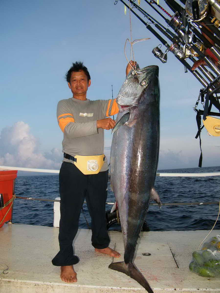 พี่ชูศักด์ด้วยครับ :laughing: :laughing: :laughing: