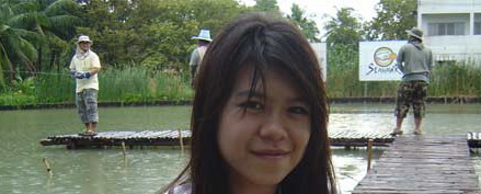 ไอ้สามคน ข้างหลังน้องคนนี้อ้ะ คุ้น ๆ จริงๆ....
 :laughing: :laughing: :laughing: