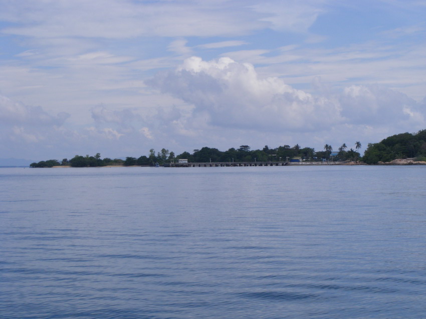 ผ่านเกาะมันใน ด้านหัวเกาะ จะเป็นท่าเทียบเรือและที่ทำการอุทยานแห่งชาติ
เกาะมันใน

หวัดดีครับน้าพัฒ