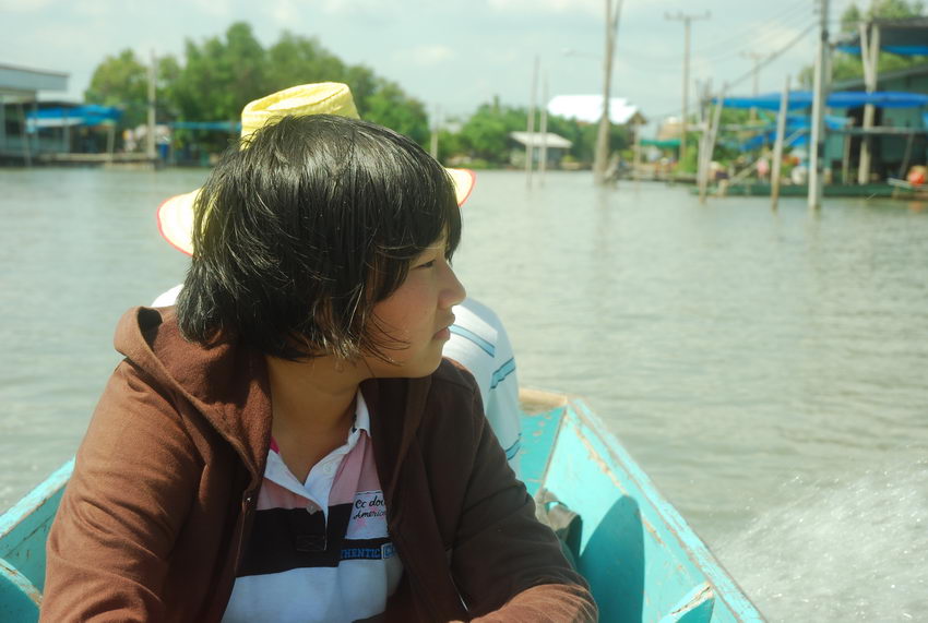 สวัสดีครับน้าton fuji เคยลองเหมือนกานคร๊าบแบบว่า...  :umh: :umh:


 :smile: :smile: :smile:  