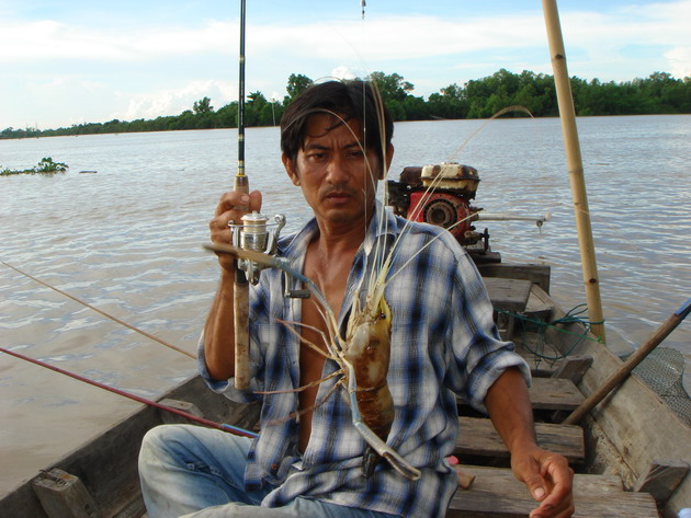 เผลอสักพักพี่น้องก็งัดขึ้นมาอีกตัว.....ตะใคร่เพียบ.....

                 :love: :umh: :love:
